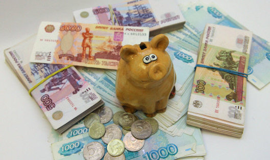 Банки РФ не торопятся снижать ставки по депозитам до вступления в силу поправок