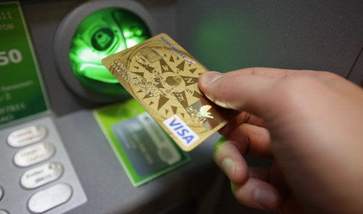 Хакеры обналичивают деньги через банкоматы в течение 15 минут после кражи - эксперт