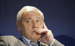 *Президент Ассоциации региональных банков Анатолий Аксаков