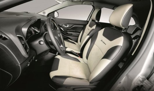 Салон автомобиля Lada Xray Exclusive