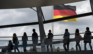 " Посетители в здании рейхстага в Берлине, Германия