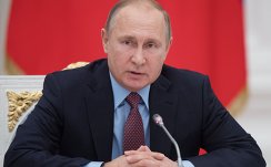 Президент РФ Владимир Путин во время встречи с руководством Совета Федерации и Государственной Думы РФ. 25 декабря 2017
