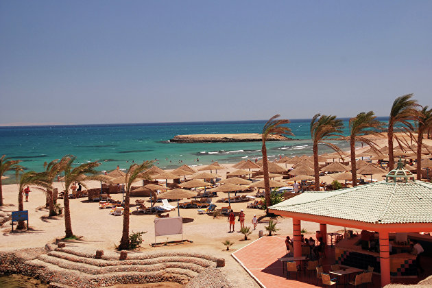 " Пляж отеля Golden 5 City в Египте