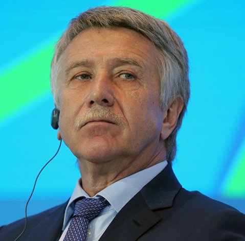 Председатель правления, член совета директоров ПАО "НОВАТЭК" Леонид Михельсон во время форума "Российская энергетическая неделя" в Москве. 5 октября 2017