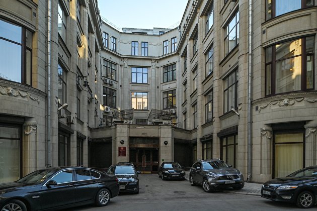 Здание Министерства труда и социальной защиты РФ в Москве.