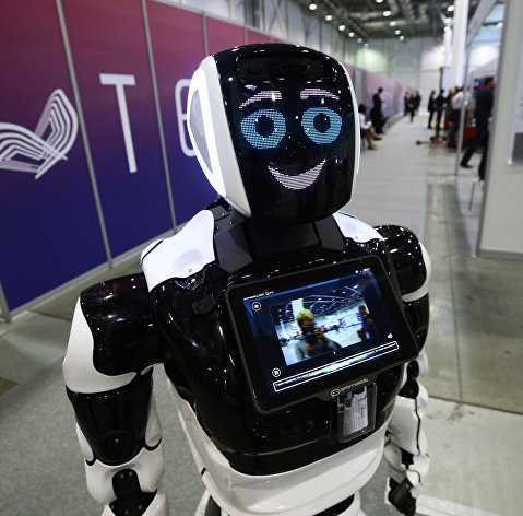 Робот Promobot