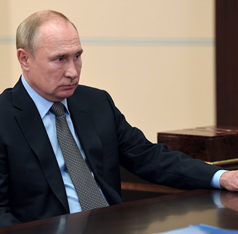 Президент РФ В. Путин провел встречу с директором ФССП Д. Аристовым