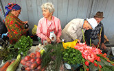 Продажа овощей на одном из уличных рынков