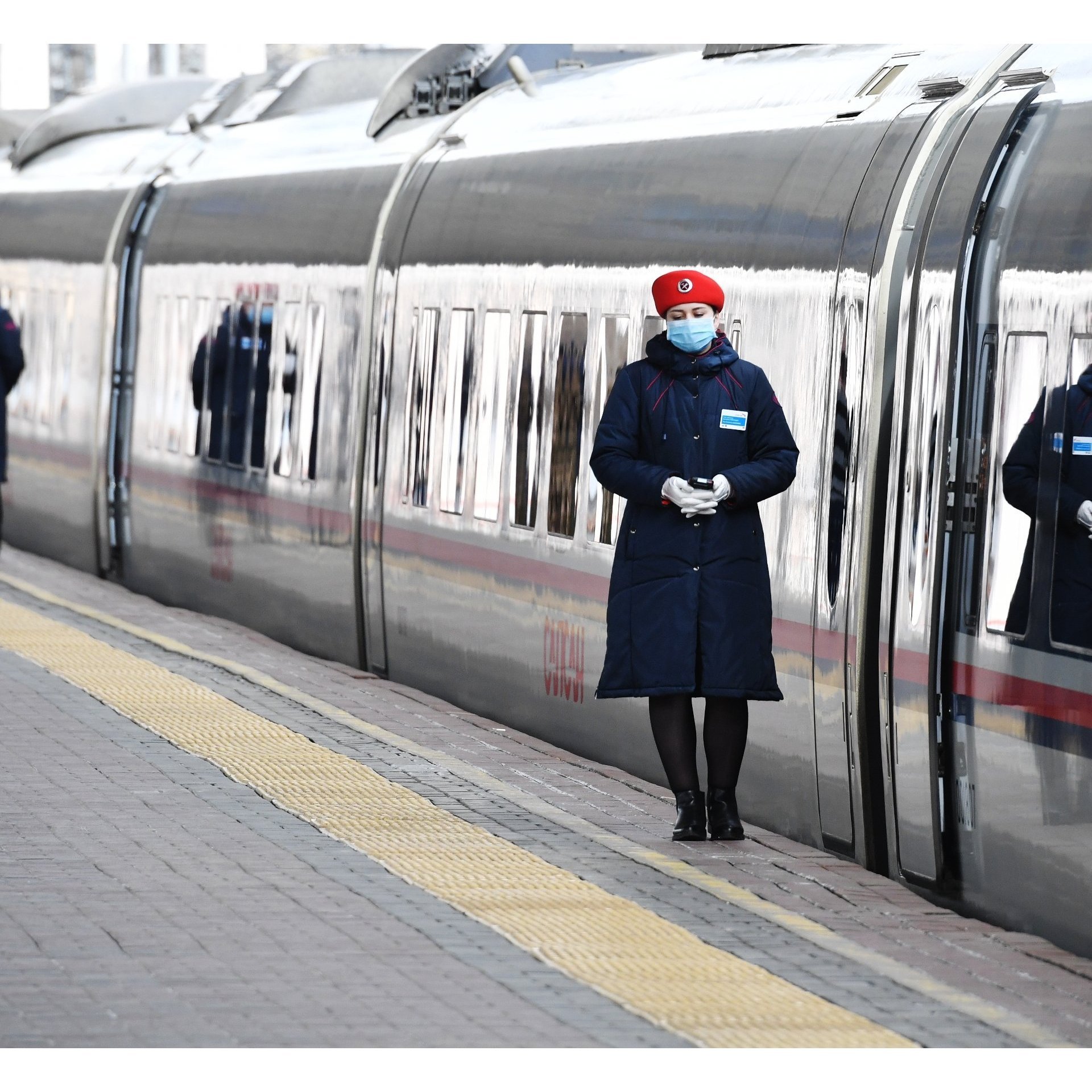 Места в сапсане у стола и не у стола