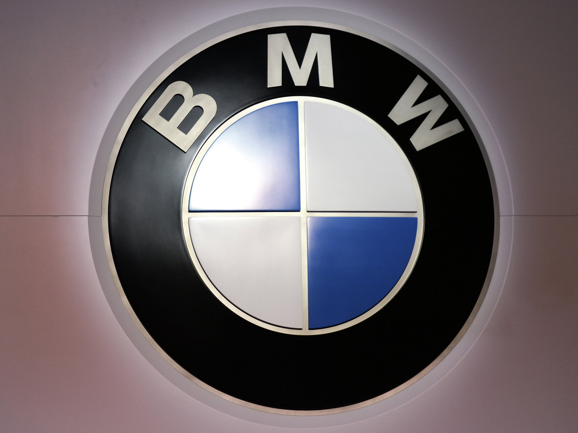 BMW logo 2021