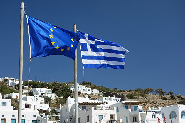 Флаги ЕС и Греции