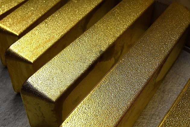 Золото дорожает после выхода статистики из США