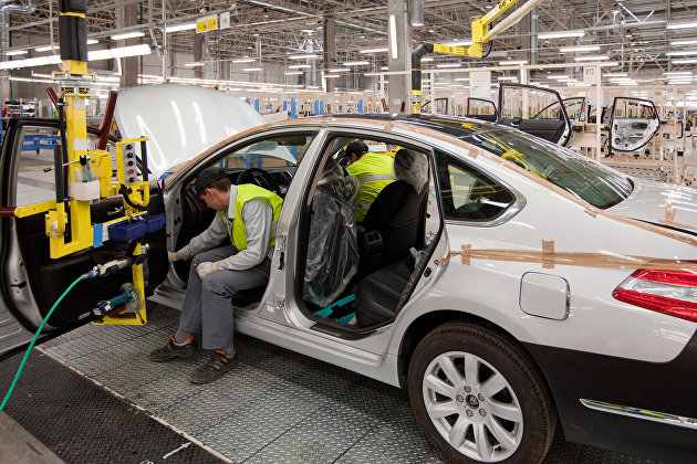 Конвеер завода Nissan в России Конвеер завода Nissan в России