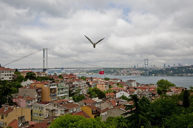 Канцелярия губернатора Стамбула: Босфорский пролив закрыт для движения из-за плохой видимости