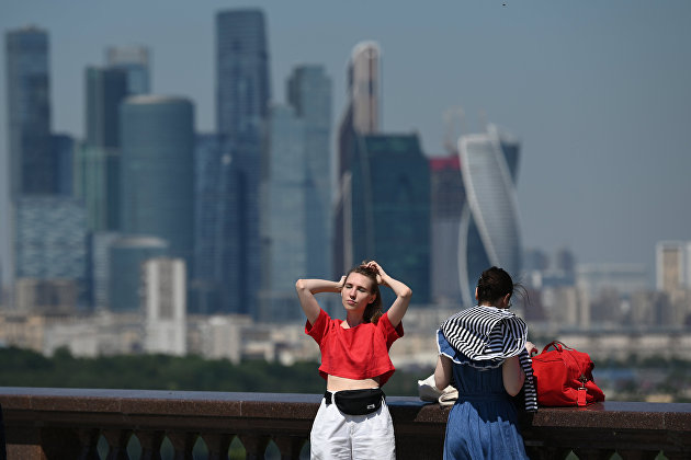 Ректор РЭШ прогнозирует спад ВВП России по итогам 2022 года выше 10% 