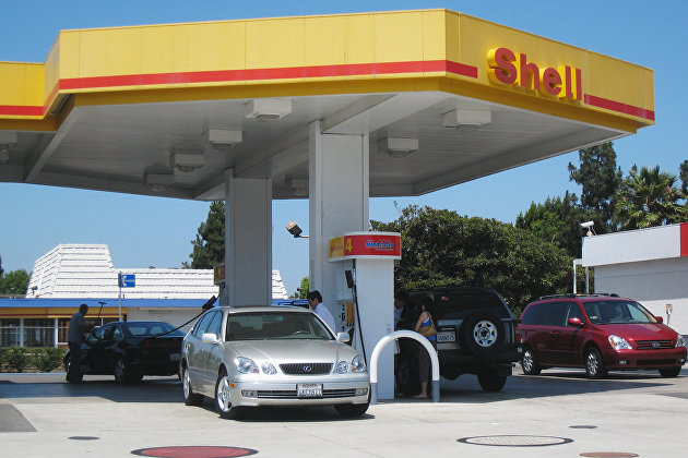 Галлон бензин в среднем по Америке подорожал до 4,452 доллара