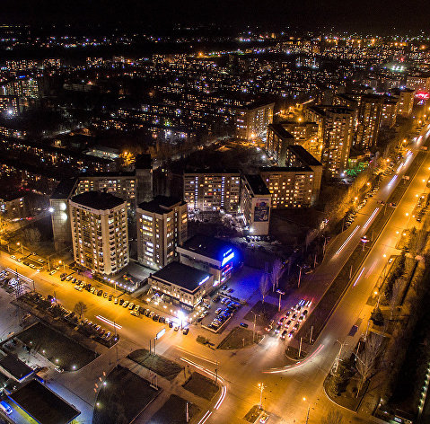 Вид на ночной Бишкек.