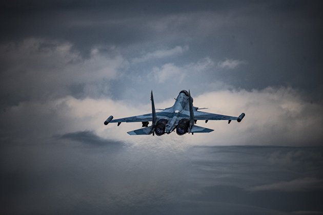 Многоцелевой истребитель Су-30СМ ВКС России