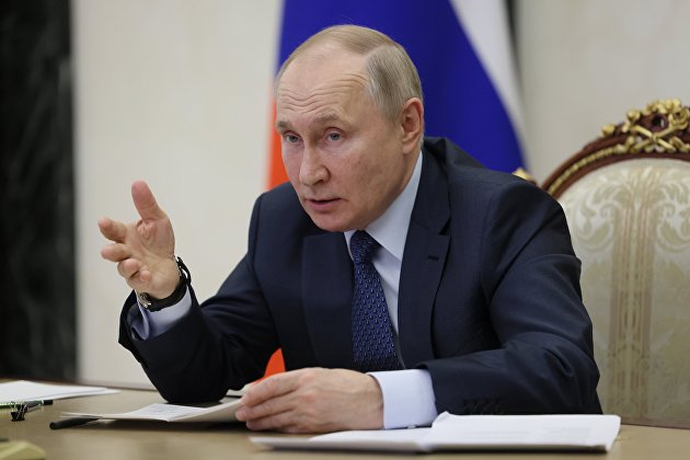 Путин призвал не допустить проблем в экономике, которых хотят на Западе