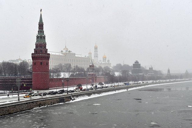 Снег в Москве