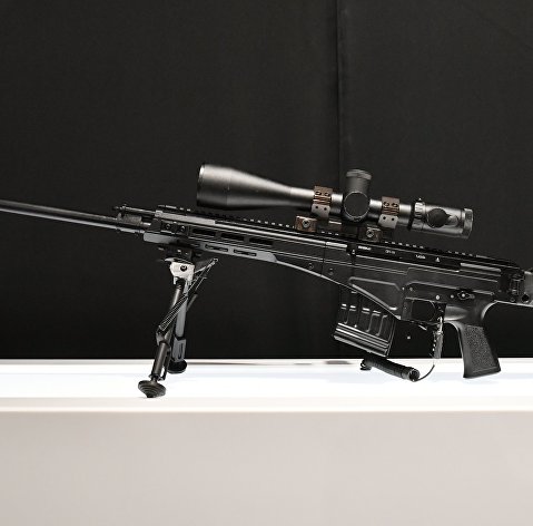 Снайперская винтовка СВЧ на стенде концерна "Калашников"