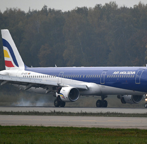 Самолет Airbus A320 авиакомпании Air Moldova