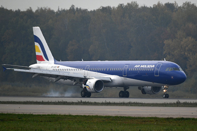 Самолет Airbus A320 авиакомпании Air Moldova