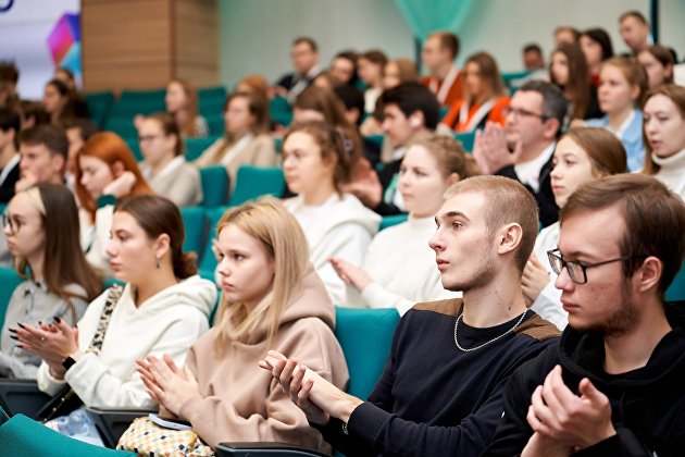 Названа доля российских учащихся, желающих открыть свой бизнес