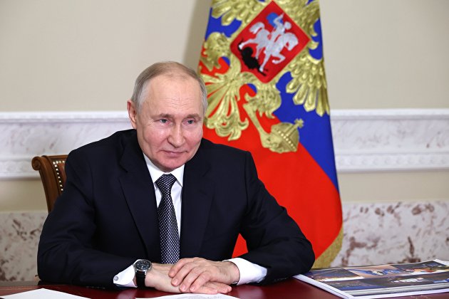 Президент РФ В. Путин принял участие в мероприятии по случаю возобновления трамвайного движения в Мариуполе Президент РФ В. Путин принял участие в мероприятии по случаю возобновления трамвайного движения в Мариуполе