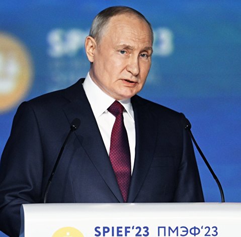 ПМЭФ-2023. Президент РФ В. Путин на пленарном заседании