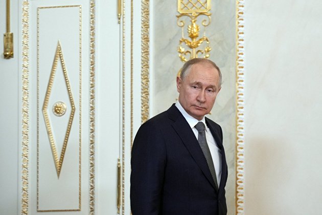 Президент РФ В. Путин провел встречу с президентом Египта А. Сиси Президент РФ В. Путин провел встречу с президентом Египта А. Сиси