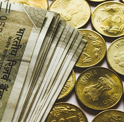 Деньги, рупии, Индия