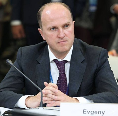 Замгендиректора-главный инженер "Россетей" Евгений Ляпунов на сессии РЭН "Развитие энергетики: кто инвестор?"