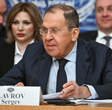 Глава МИД РФ С. Лавров принял участие в "круглом столе" по урегулированию украинского кризиса