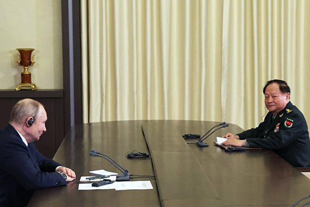 Президент РФ В. Путин встретился с заместителем председателя Центрального военного совета Китая Чжаном Юсей