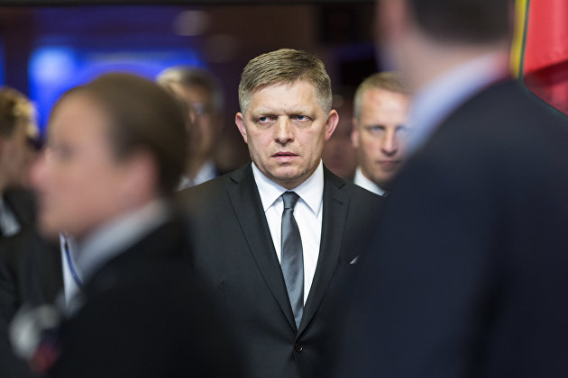 Словакия не поддержит лишение Венгрии права голоса в ЕС, заявил Фицо
