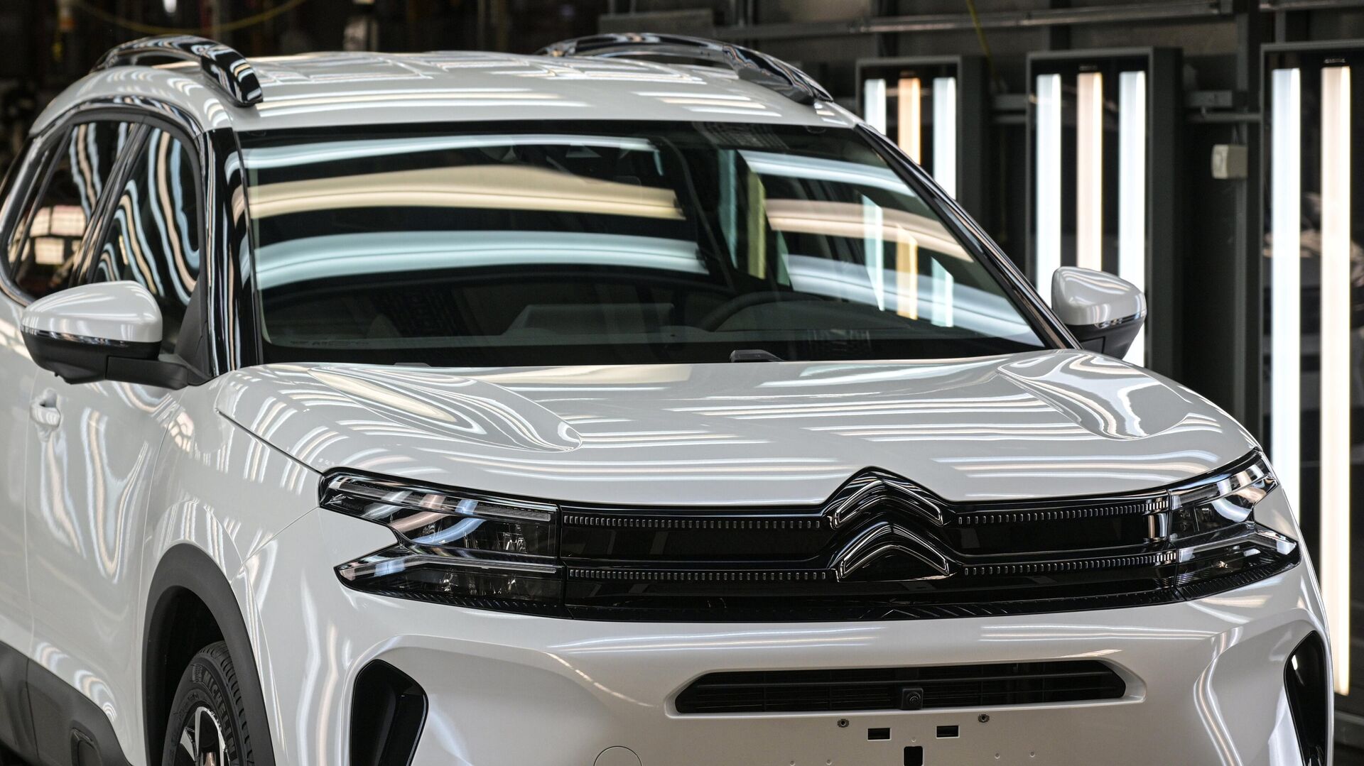 Автомобиль Citroen C5 Aircross на линии сборке на заводе ПСМА - ПРАЙМ, 1920, 08.07.2024