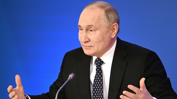Путин об освоении космоса: денег всегда не хватает
