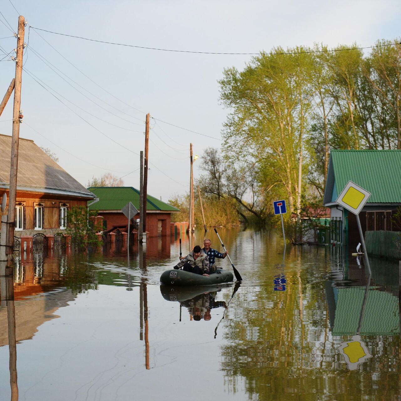 Уровень воды в реке Ишим под Тюменью вырос до 483 сантиметров - 18.04.2024,  ПРАЙМ