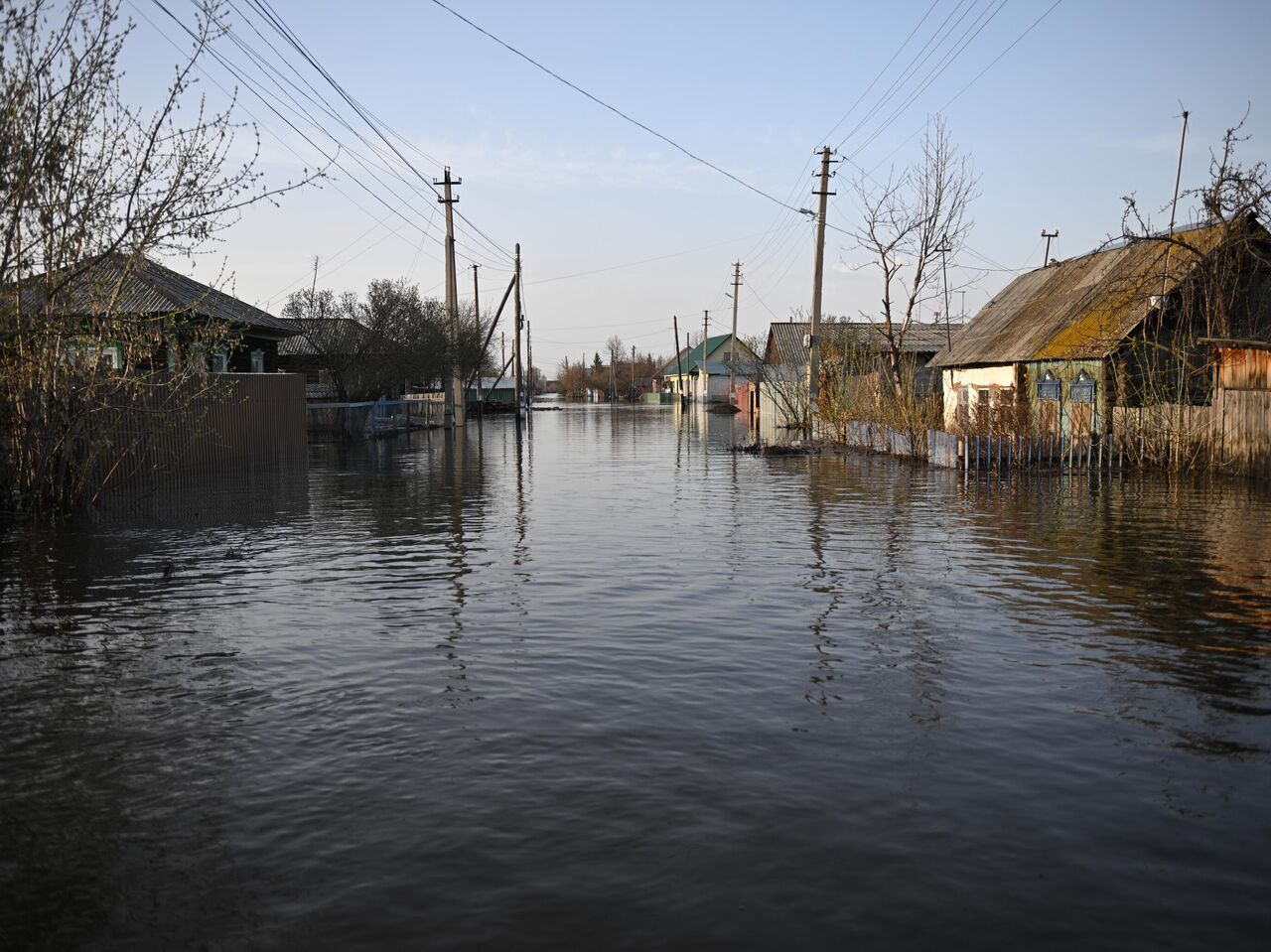 В МЧС рассказали, когда вода в Кургане спадет ниже опасной отметки -  28.04.2024, ПРАЙМ