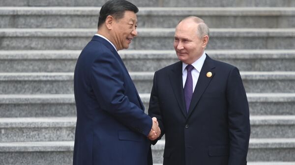 Путин указал на защищенность торговых отношений с КНР от внешнего влияния