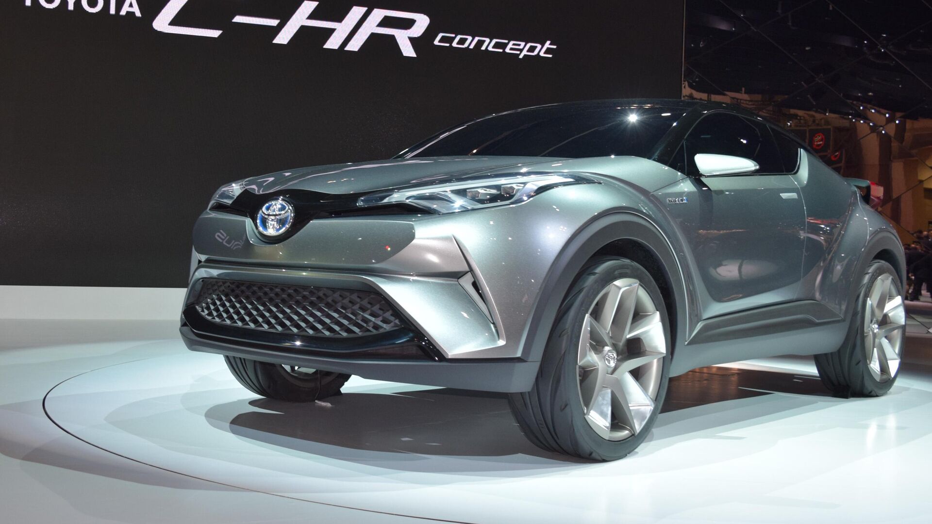 Автомобиль Toyota C-HR - ПРАЙМ, 1920, 20.08.2024