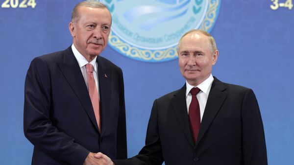 Эрдоган заявил о планах Турции вступить в ШОС