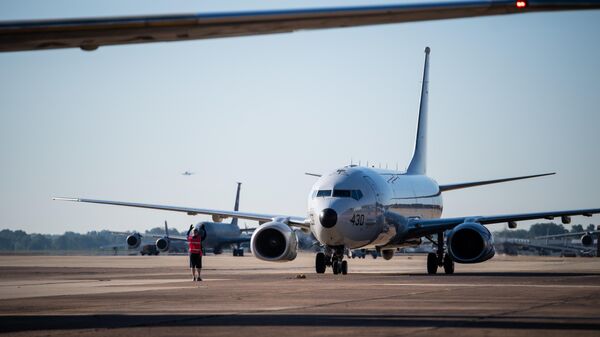 Военно-морской самолет P8-A Poseidon с военно-морской авиабазы ​​Джексонвилл