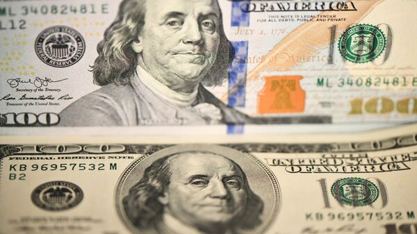 Купюры долларов США