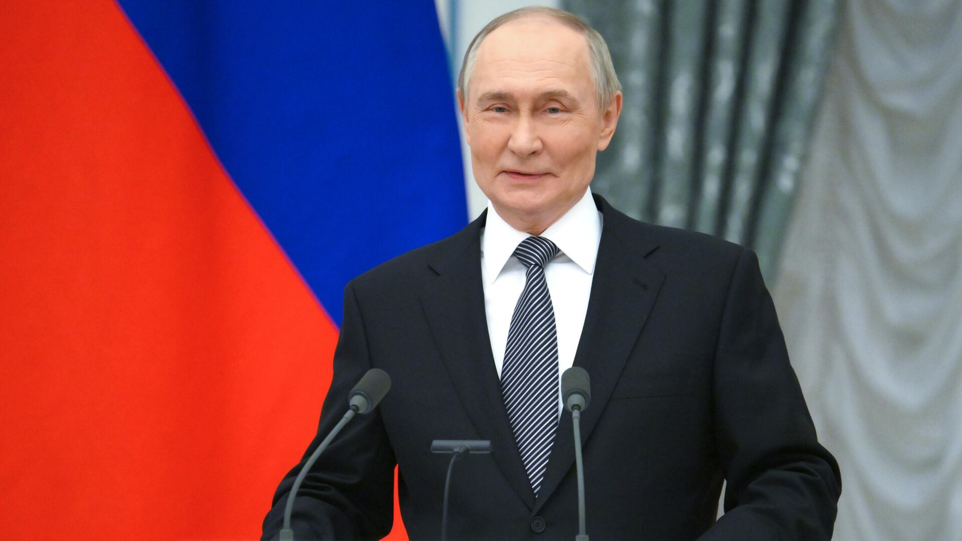Президент Владимир Путин вручил премии в области культуры Президент Владимир Путин вручил премии в области культуры - ПРАЙМ, 1920, 12.06.2025
