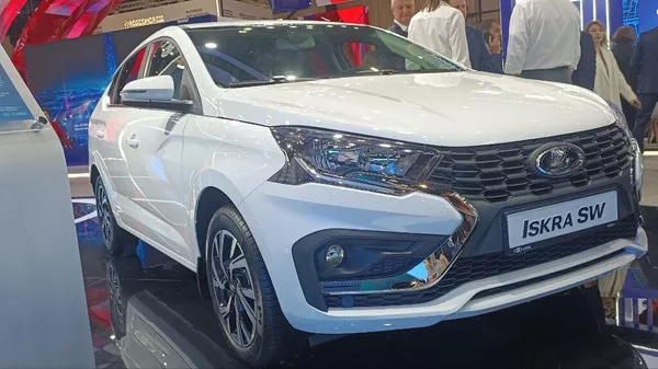 Автомобиль Лада Iskra SW