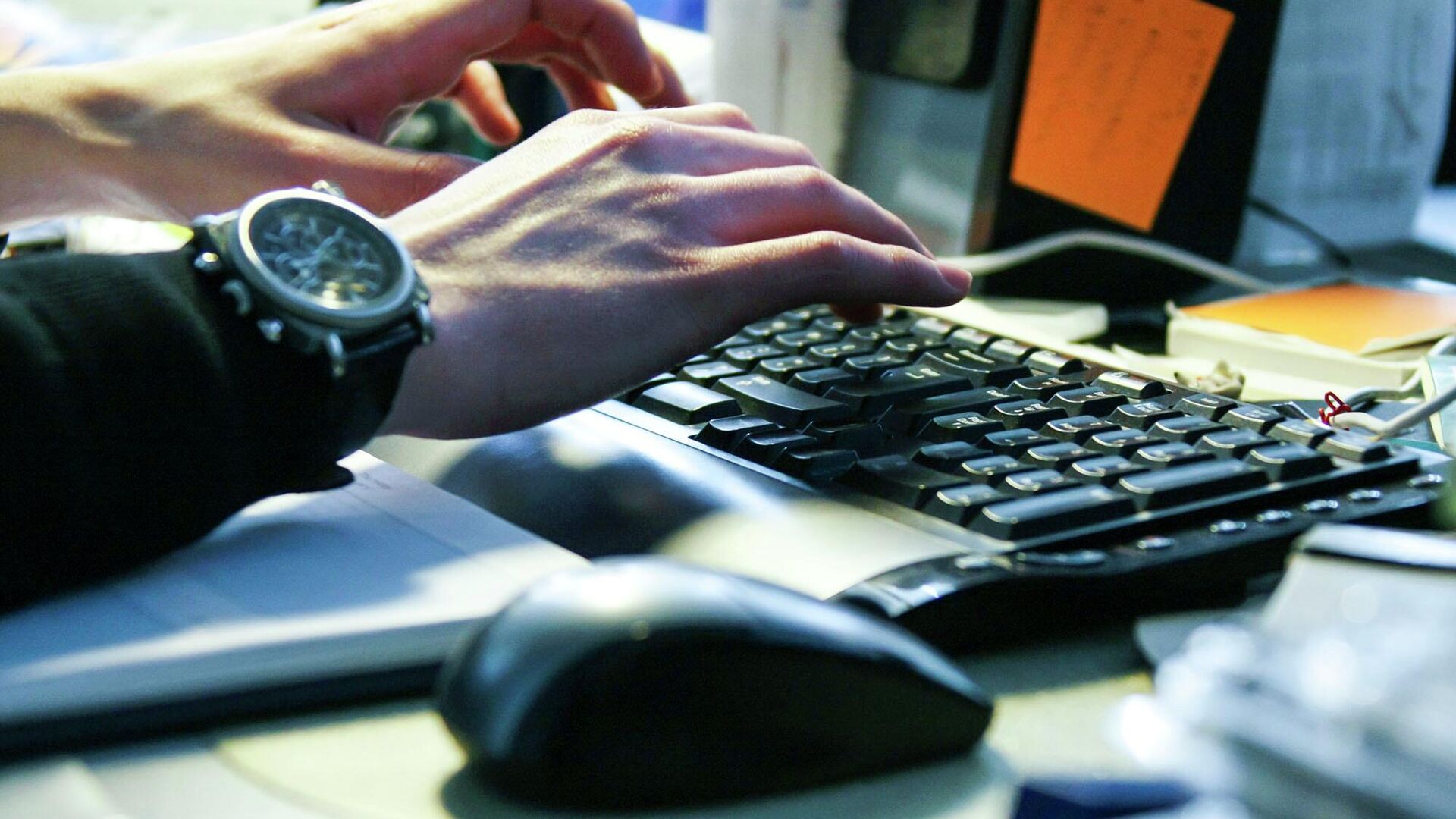 Работа за компьютером - ПРАЙМ, 1920, 21.10.2025