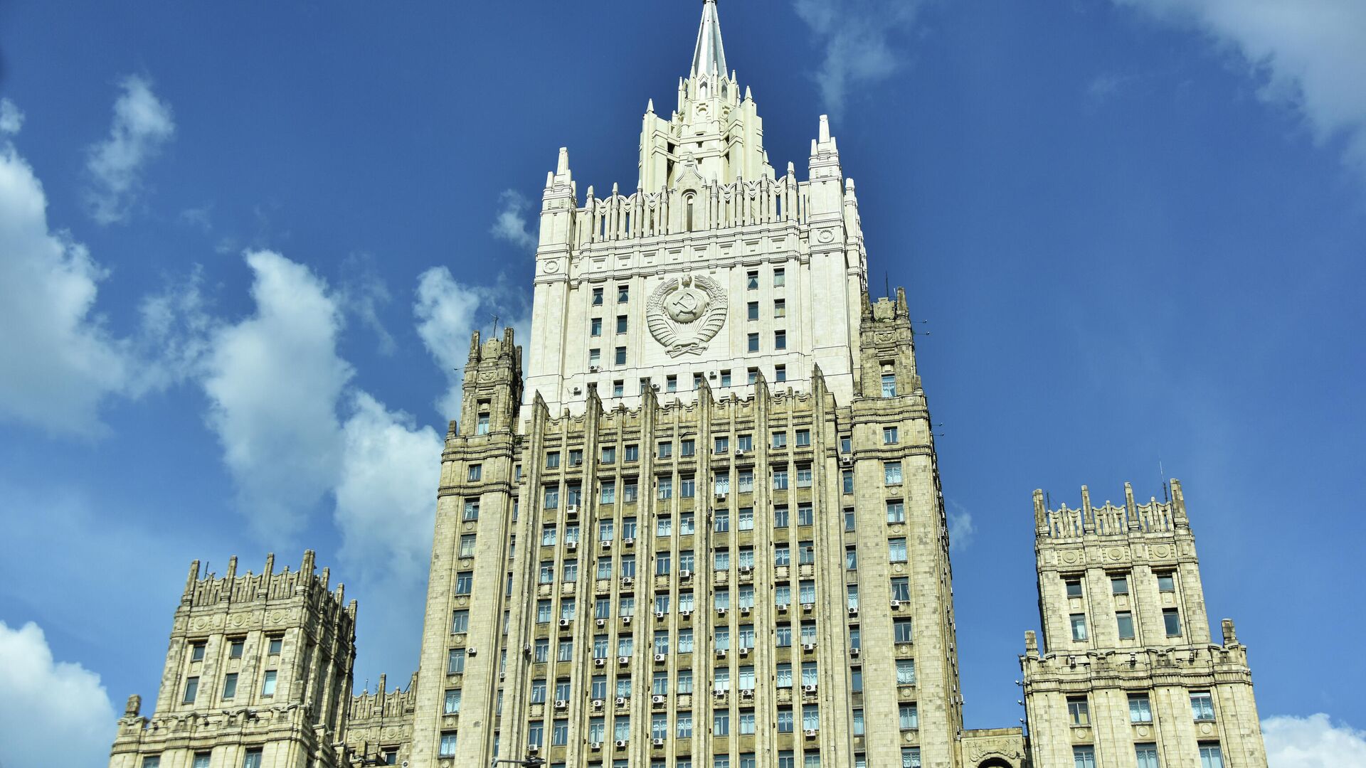 Здание Министерства иностранных дел РФ - ПРАЙМ, 1920, 26.07.2025