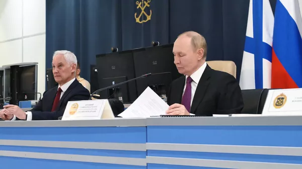 Рабочая поездка президента Владимира Путина в Санкт-Петербург 